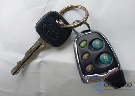 2004 Toyota Rav4 z USA, uszkodzony, nr VIN JTEHD20V340001918